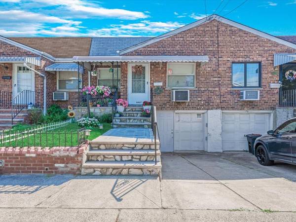 8407 262nd ST, Floral Park, NY 11001