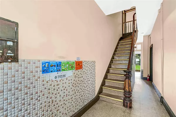 Astoria, NY 11103,3245 37th ST