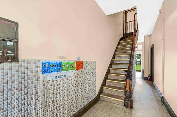 Astoria, NY 11103,3245 37th ST