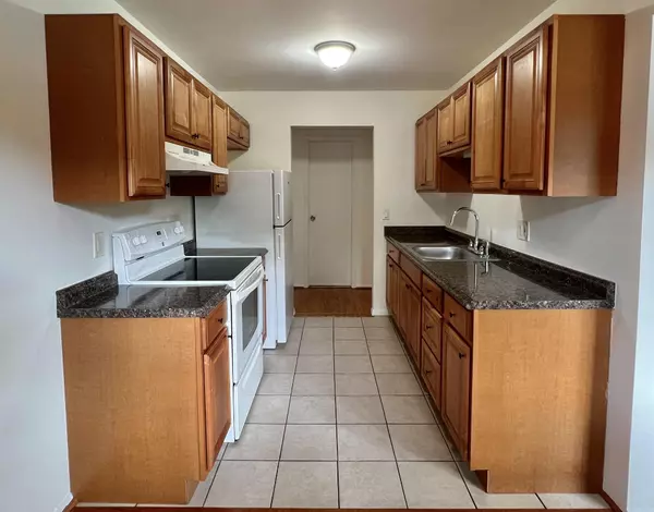 Peekskill, NY 10566,2 Woods End Circle #P