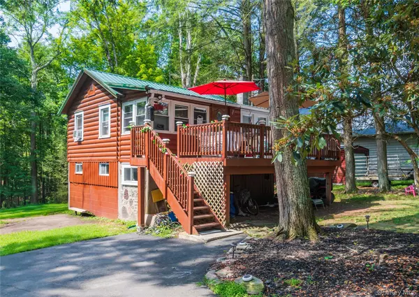 Bethel, NY 12778,17 W Thompson PL #103PL