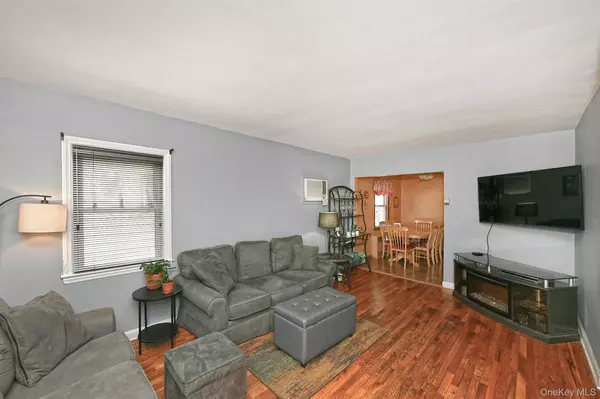 Flushing, NY 11367,63-05 138th ST