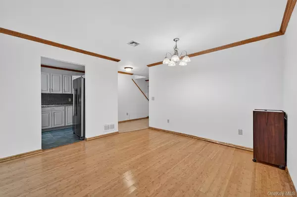 Middletown, NY 10940,110 Deer Ct DR