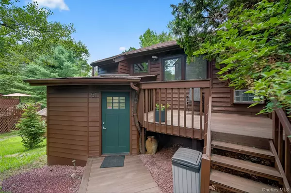 Woodridge, NY 12789,51 Meadowlark LN