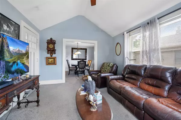 Bellmore, NY 11710,111 1st pl