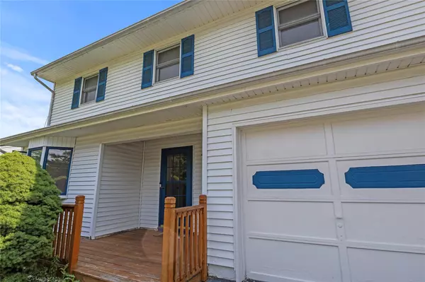 Centereach, NY 11720,117 Selden BLVD