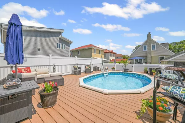 Neponsit, NY 11694,456 Beach 145th ST