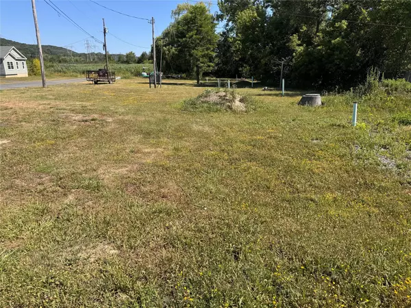 Coxsackie, NY 12051,11559 State Route 9W