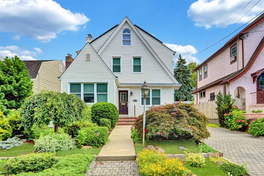 24502 Thornhill AVE, Little Neck, NY 11362