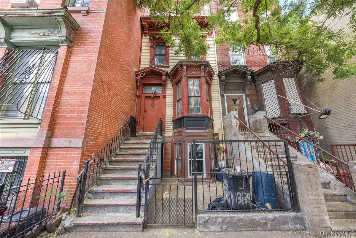 Bronx, NY 10454,339 E 140th ST