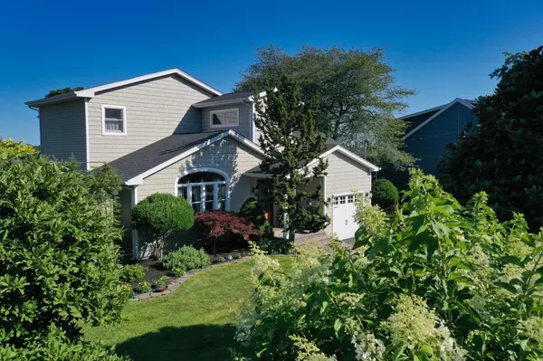 East Patchogue, NY 11772,243 S Dunton AVE