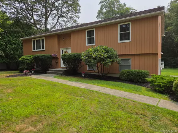 Mahopac, NY 10541,64 Dahlia DR