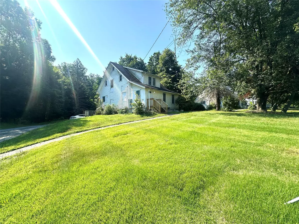 Circleville, NY 10919,2187 Route 302 #Apt 2