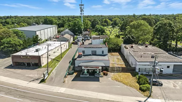 Sayville, NY 11782,230 N Main ST