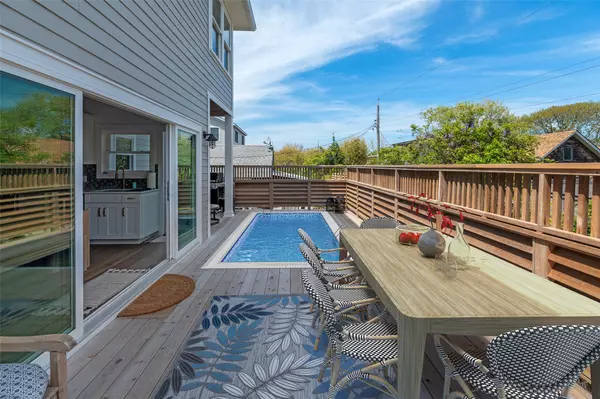 Ocean Beach, NY 11770,274 Cottage WALK
