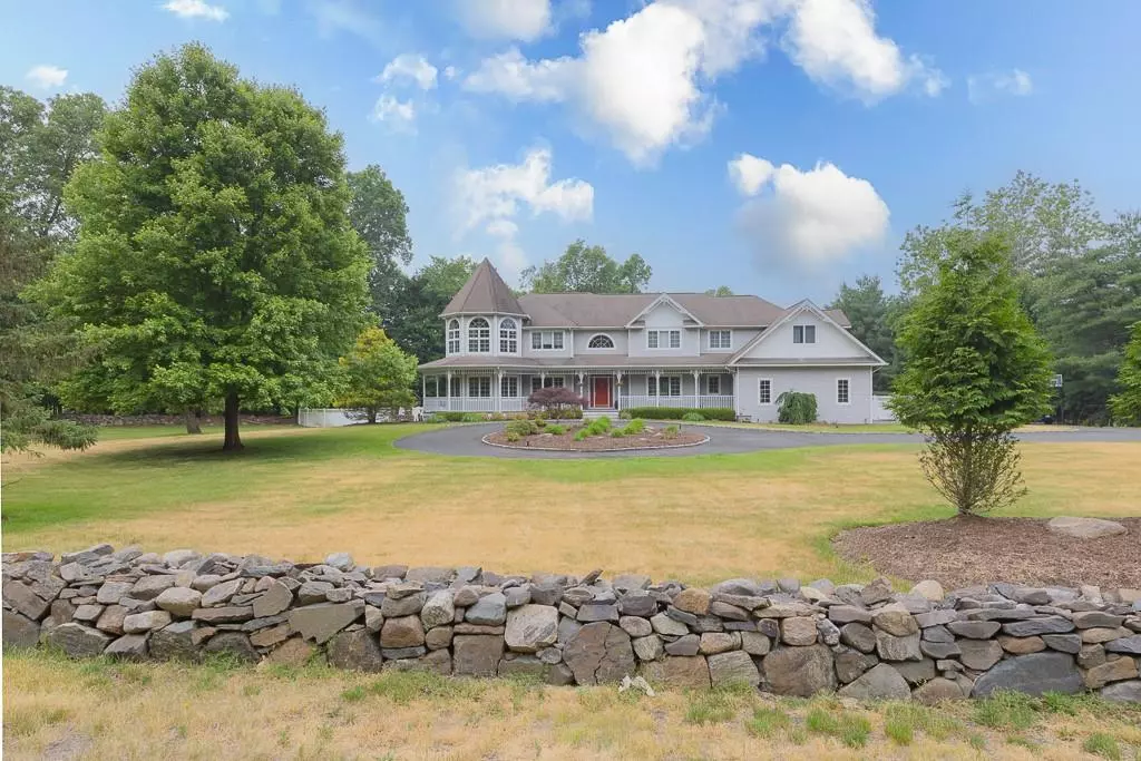 Suffern, NY 10901,185 Spook Rock RD