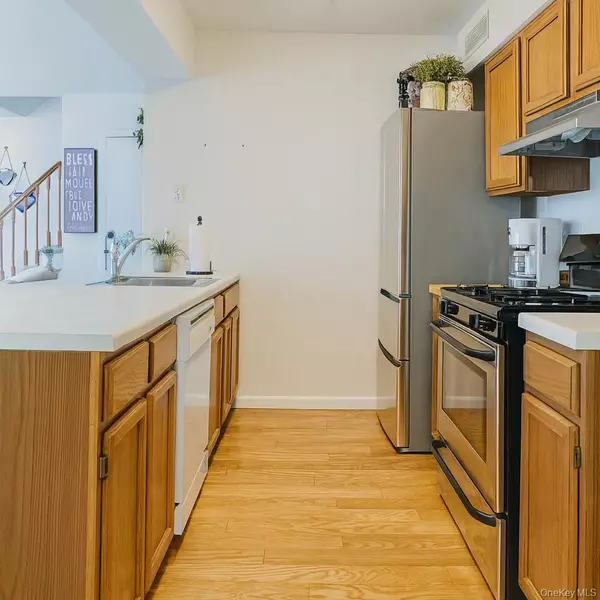 Warwick, NY 10990,21 The Rise