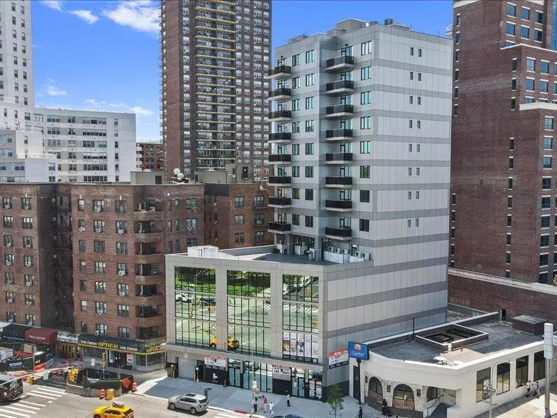Kew Gardens, NY 11415,124-28 Queens Blvd. #9B
