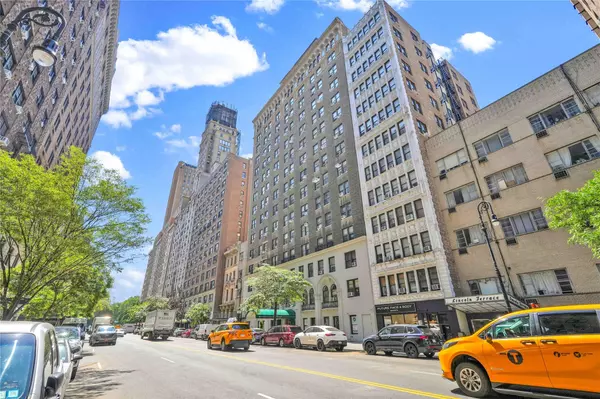 New York (manhattan), NY 10023,40 W 72nd ST #151B
