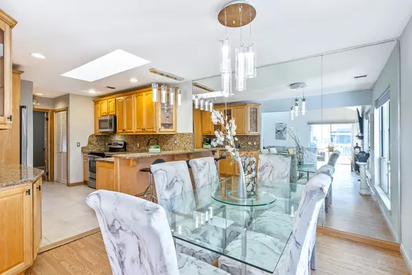 Manorville, NY 11949,18 Vista DR