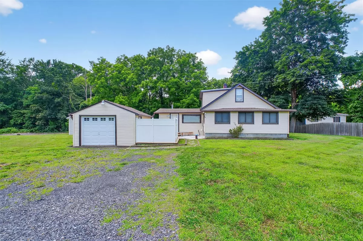 Highland, NY 12528,283 Hawleys Corners Road