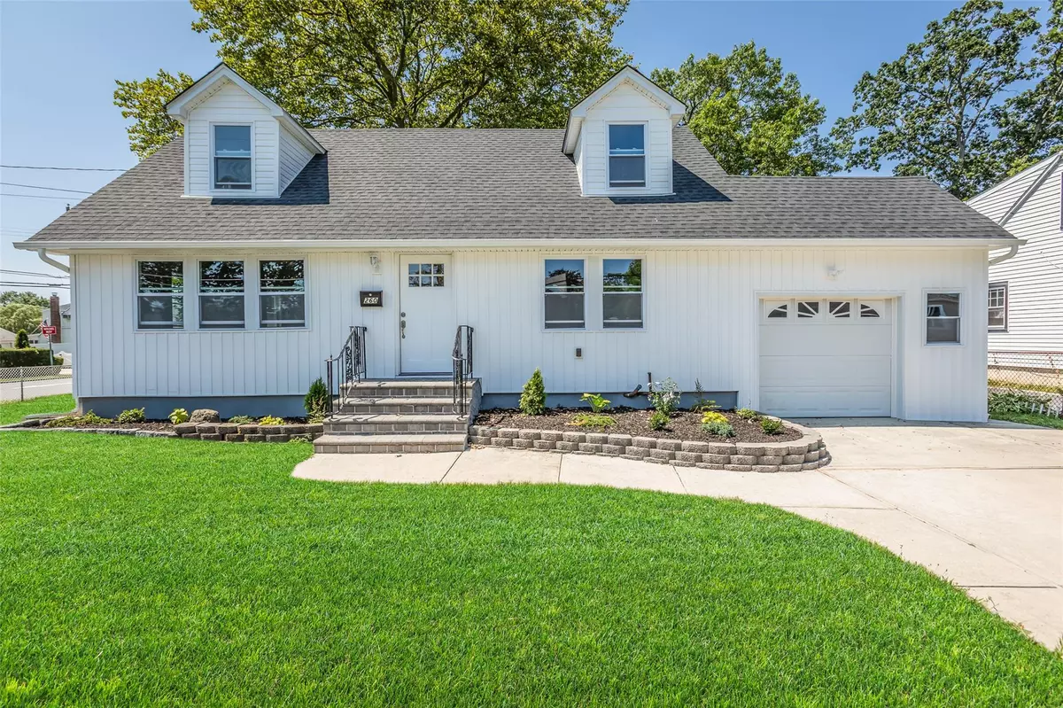 Lindenhurst, NY 11757,260 S Broome AVE