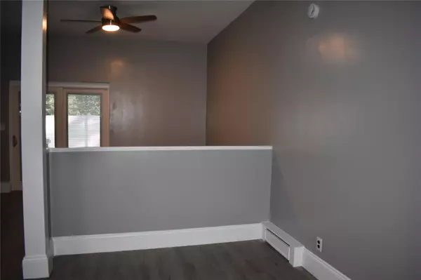 Rocky Point, NY 11778,30 Willow RD