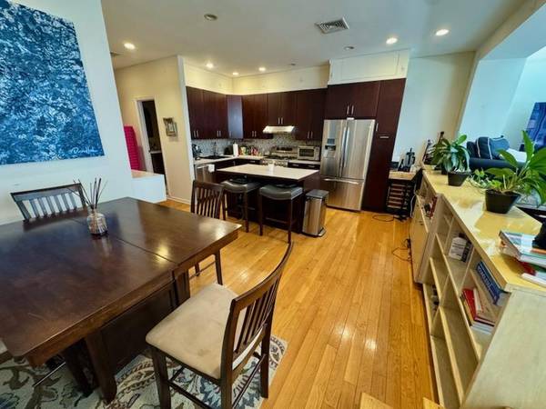 New York (manhattan), NY 10022,232 E 53rd ST