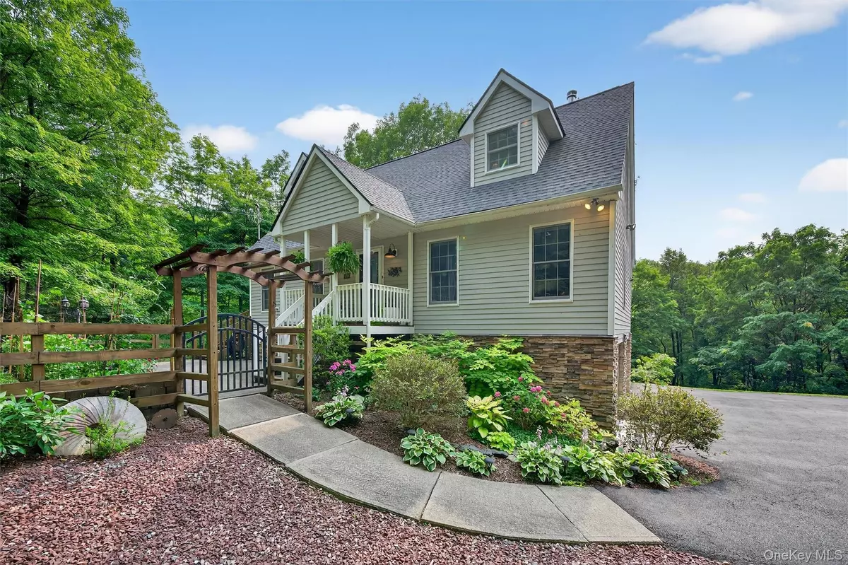 Monroe, NY 10950,111 Felter Hill RD