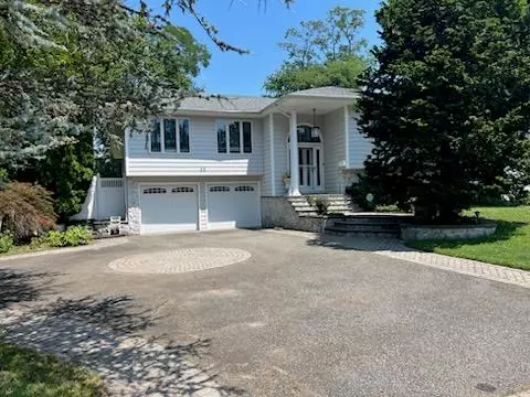 Commack, NY 11725,33 Pittoni DR