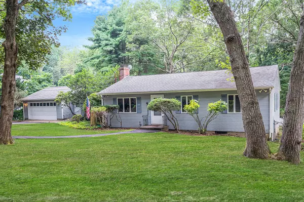 7 Upham Down,  Shoreham,  NY 11786