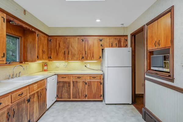 Shoreham, NY 11786,7 Upham Down