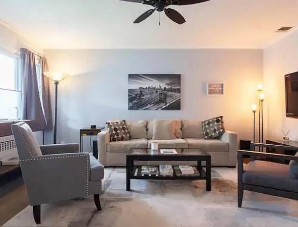 Long Beach, NY 11561,570 E Chester ST