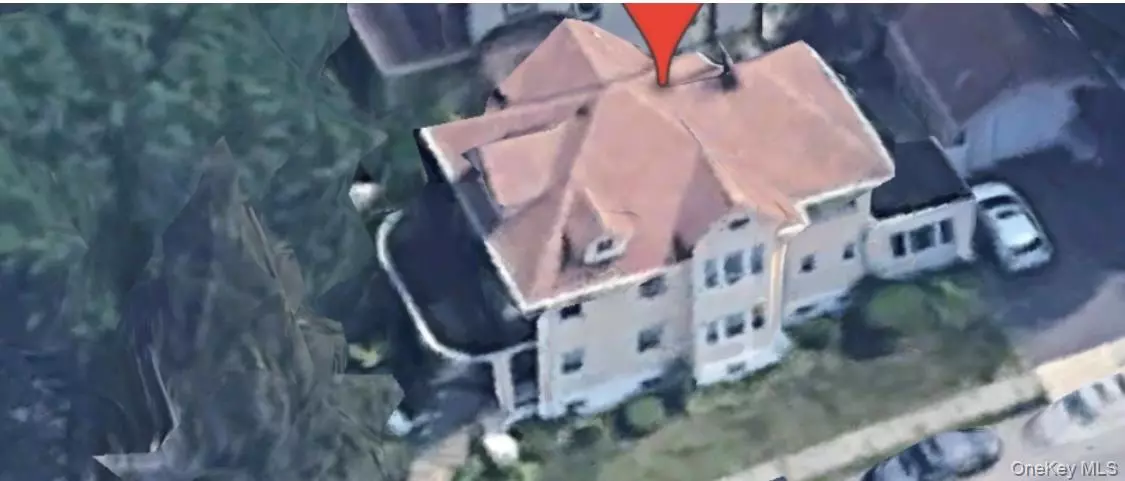 Yonkers, NY 10705,386 Park Hill AVE