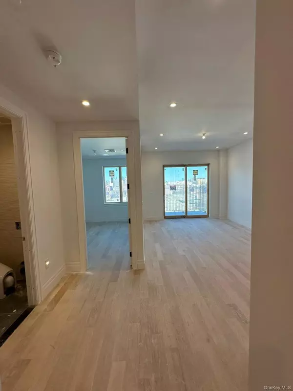 Brooklyn, NY 11205,610 Dekalb AVE #4