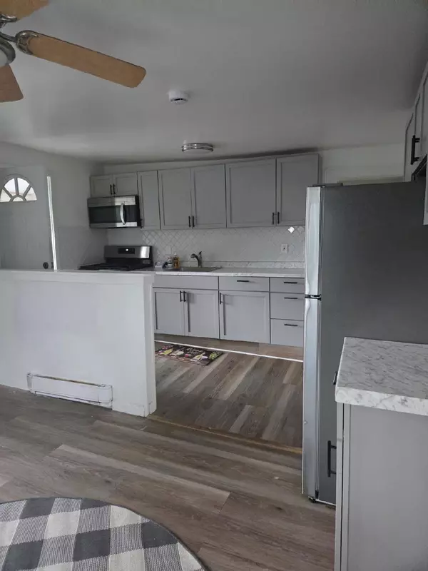 Middletown, NY 10940,6 Broad ST