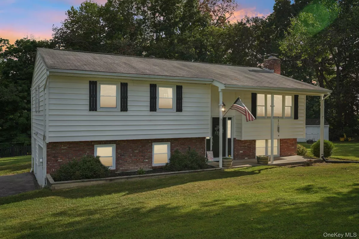 Pine Bush, NY 12566,35 Schrempp LN