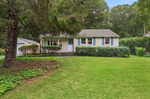 115 W Cove RD, Cutchogue, NY 11935