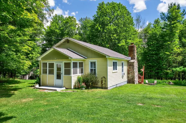 Wawarsing, NY 12435,49 Caston RD