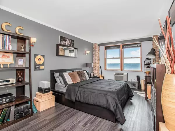 Bronx, NY 10471,5800 Arlington AVE #20L