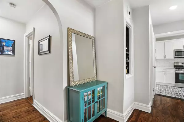 White Plains, NY 10605,10 Nosband AVE #4F