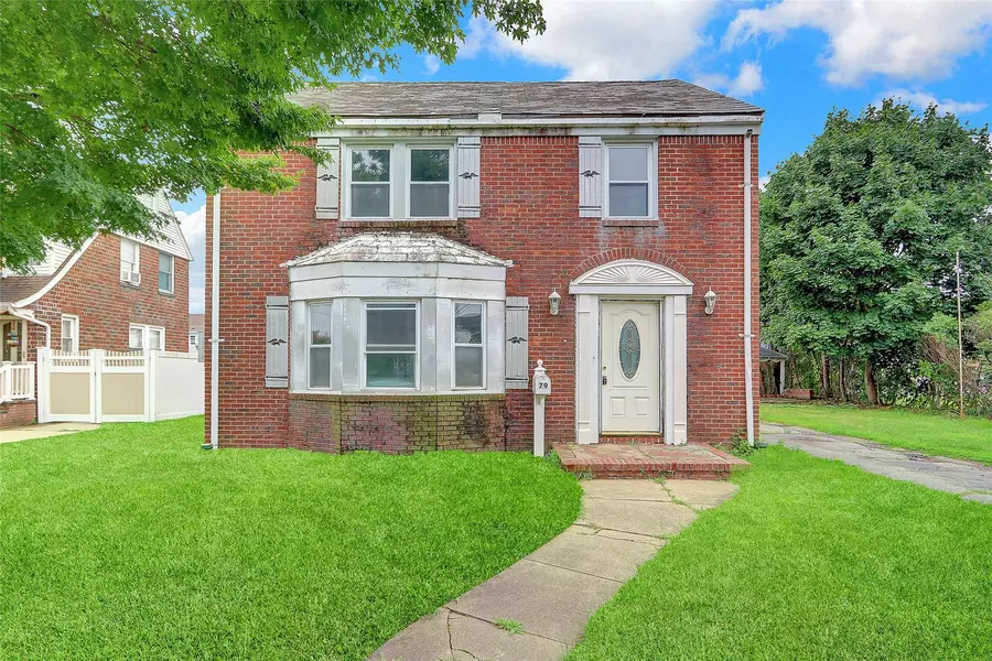 79 Elmwood AVE, Hempstead, NY 11550