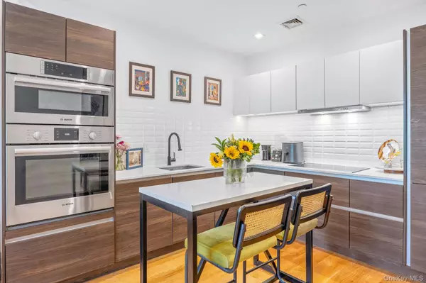 Brooklyn, NY 11221,1110 Madison ST #3