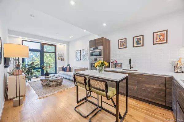 Brooklyn, NY 11221,1110 Madison ST #3