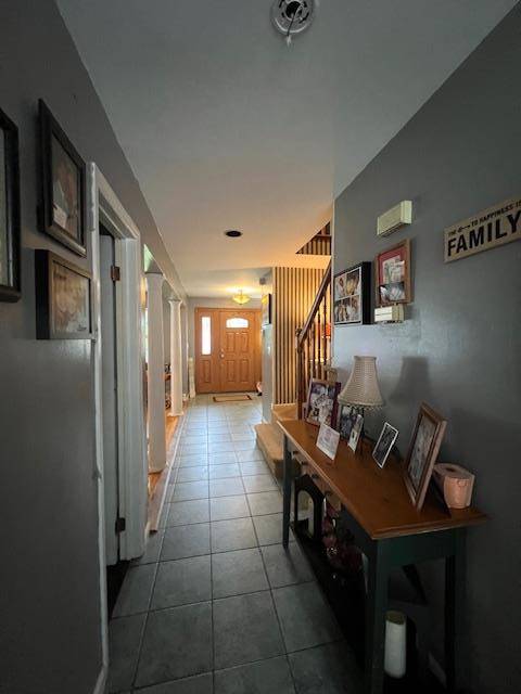 Hicksville, NY 11801,121 West AVE
