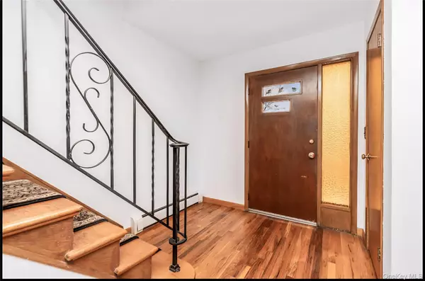 Yonkers, NY 10701,66 Pocono AVE