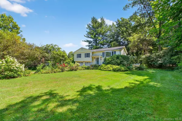 Millbrook, NY 12545,174 Horseshoe RD