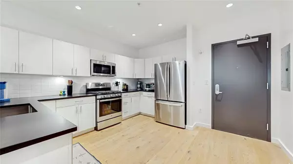 Beacon, NY 12508,249 Main ST #310