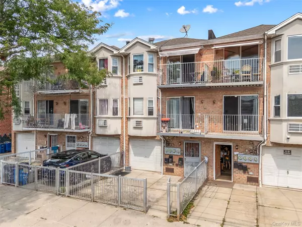 Ozone Park, NY 11417,8851 Pitkin AVE