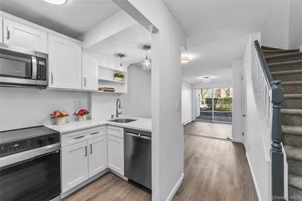 10 Westview AVE #H, White Plains, NY 10603